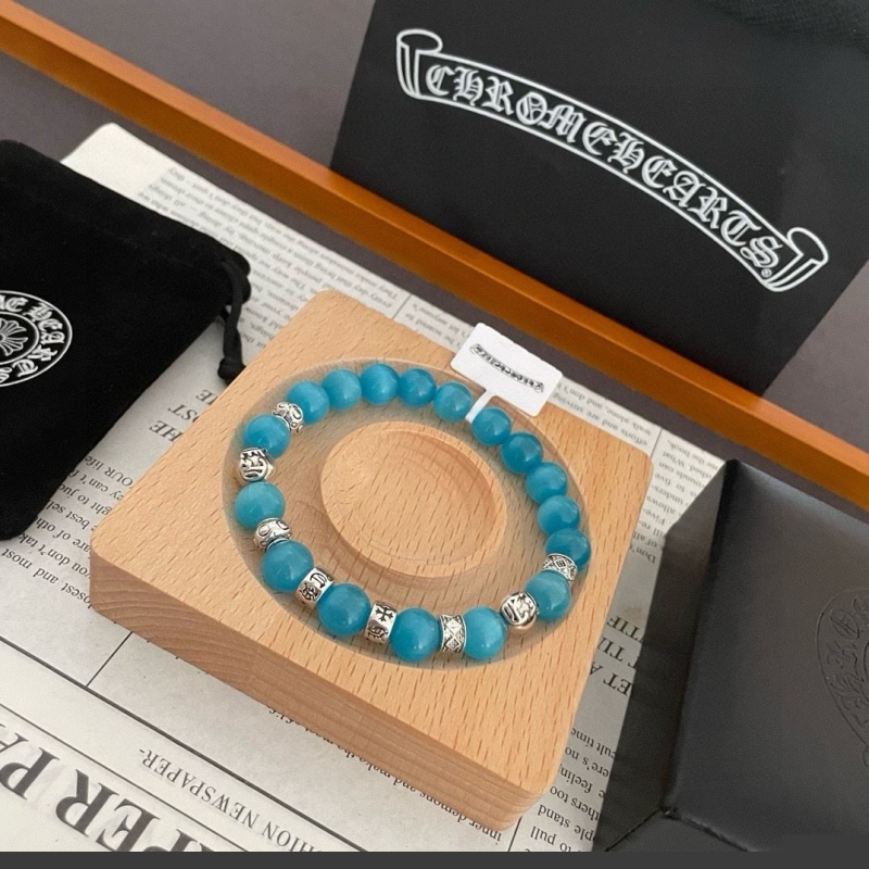 Ch**me He**ts necklaces